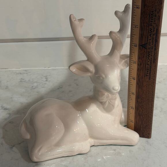 Vintage all white Ceramic Reindeer Taiwan Christmas granny core mcm - Picture 2 of 5